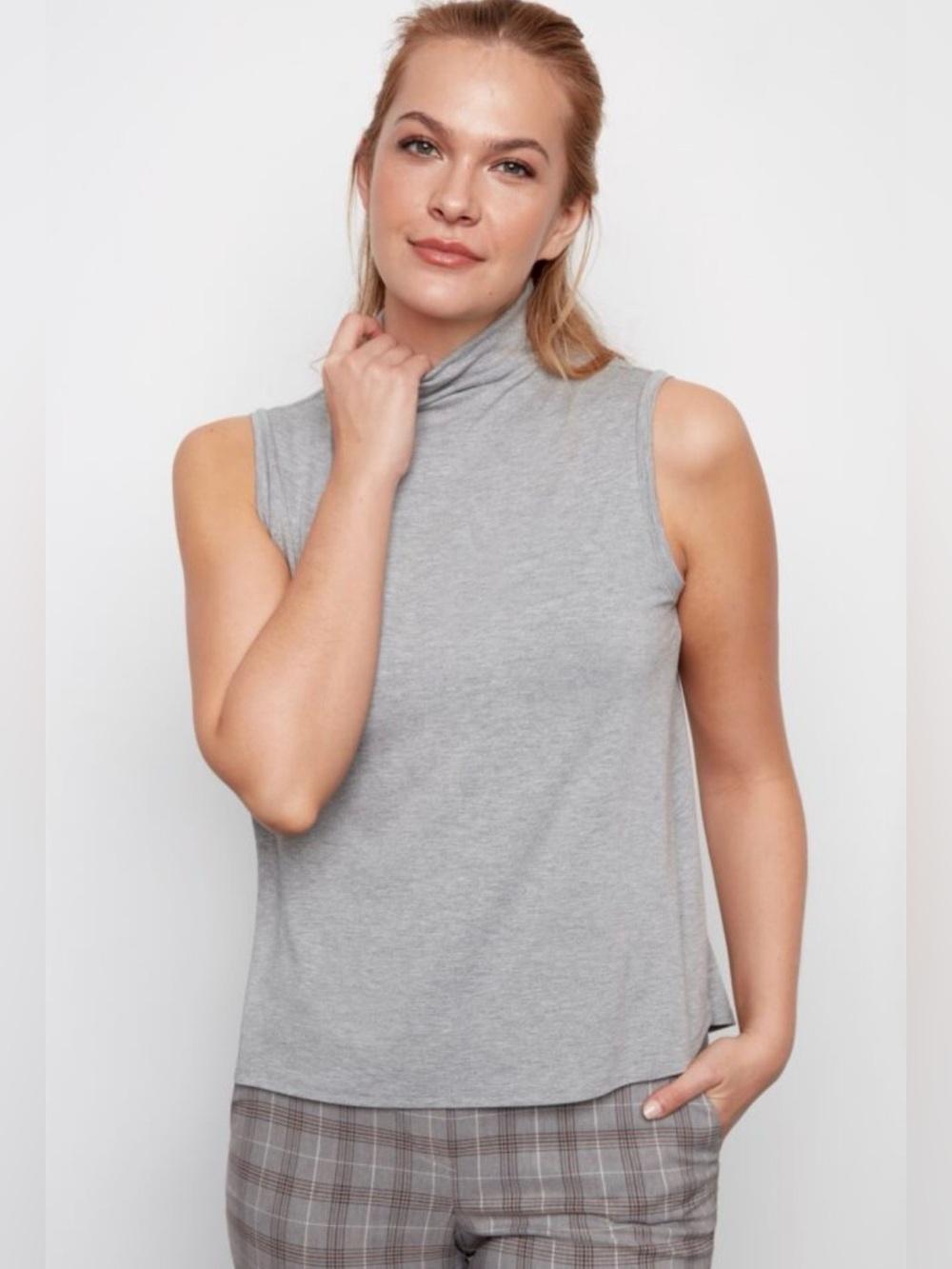 I Love Tyler Maddison Iltm NWT $55 Sleeveless Mock Neck